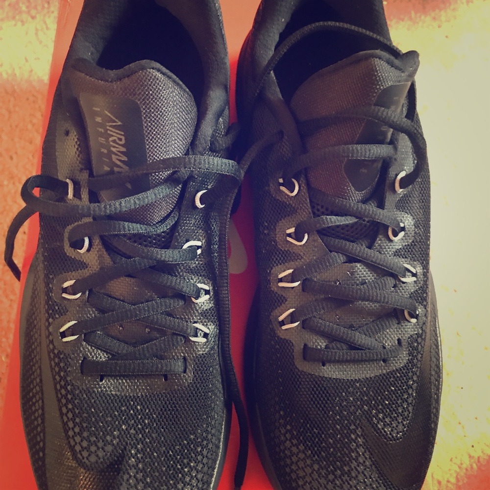Men’s Nike BRAND NEW